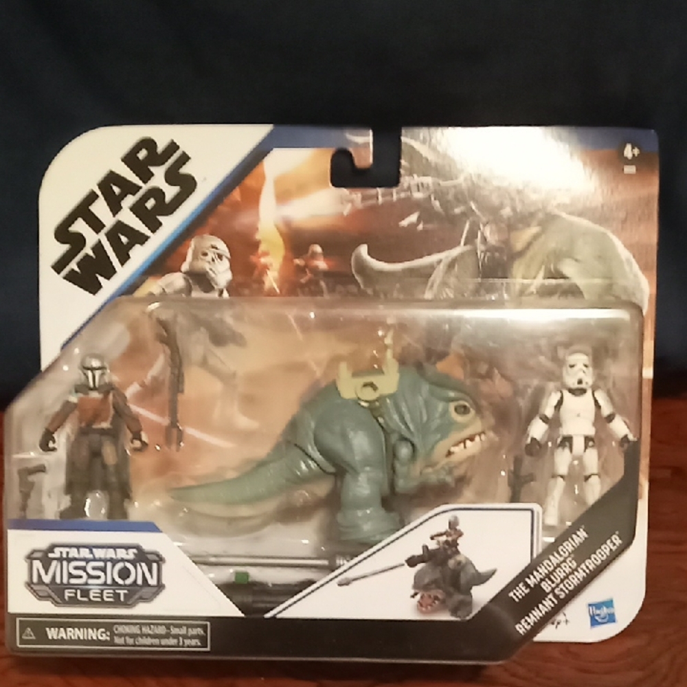 Star Wars Mission Fleet The Mandalorian Toy Set - Green and White